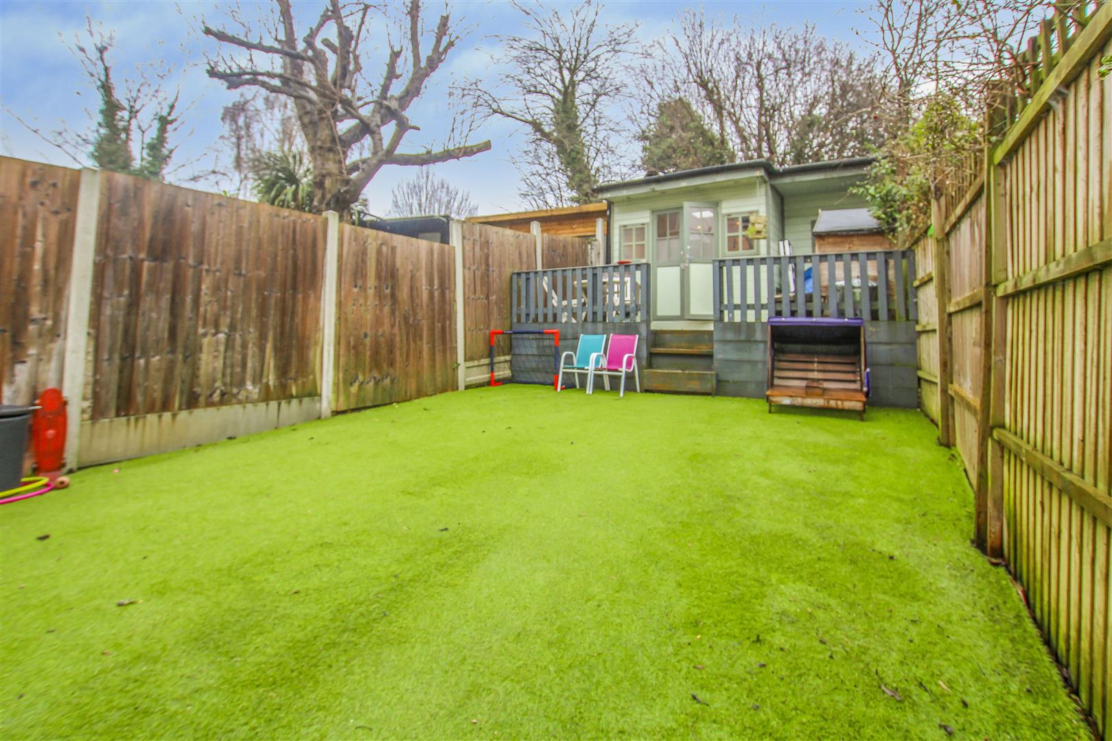 Geary Drive, Brentwood Keith Ashton